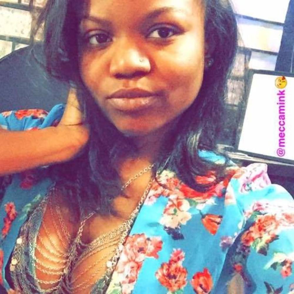 Meet your Posher, Mecca